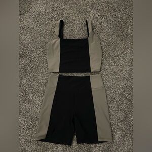 A&F YPB Workout Set